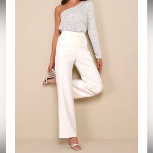 Georgiou Studio Pants! Creamy white Dress Slacks! Excellent Condition! size 4￼